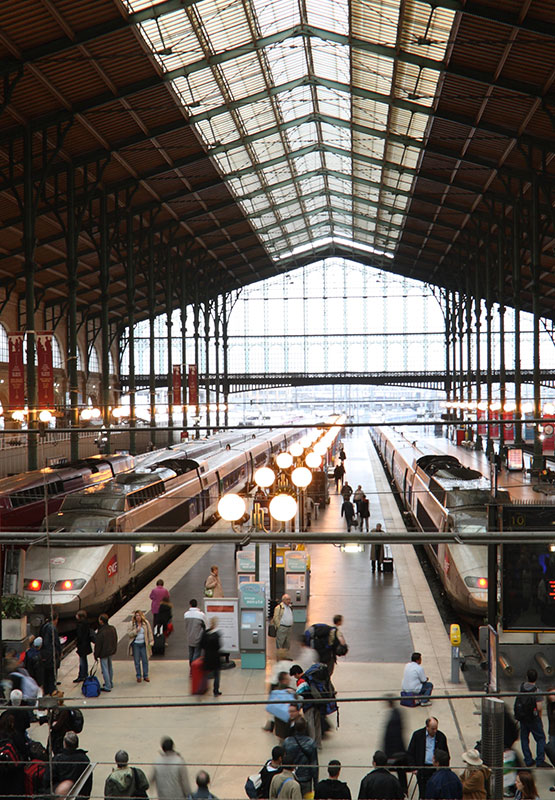 inside the Gare du Nord in Paris