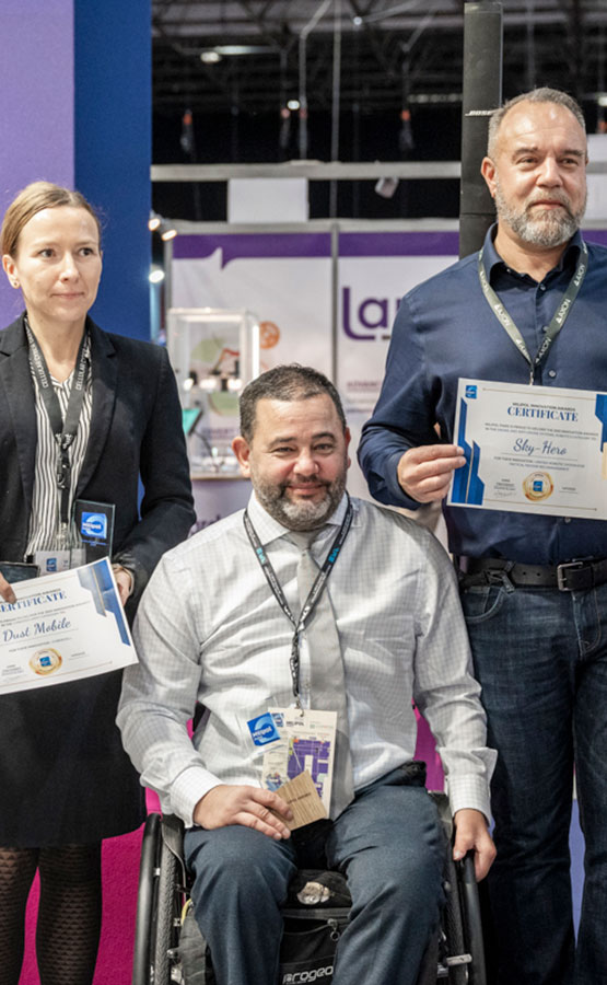 Photo of the Milipol Innovation Awards winners with the official Certificate